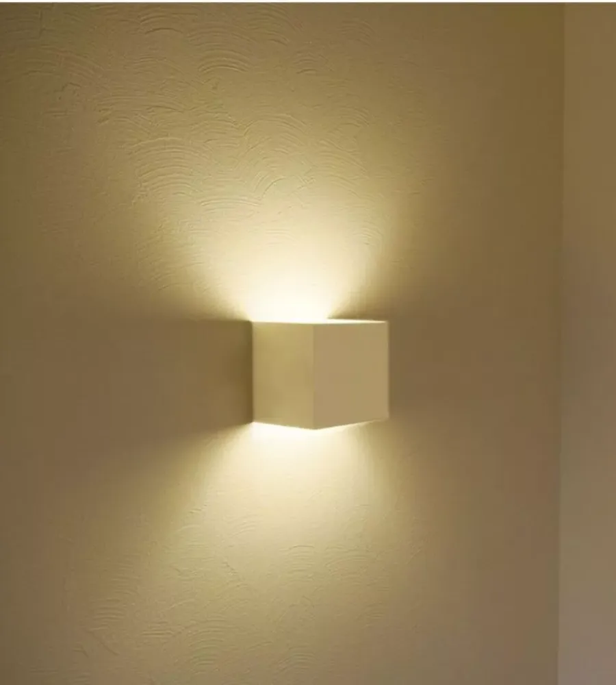Illuminazione Per Esterno|Applique led da esterno quadrata a doppio fascio luminoso vtac bianco 4000k
