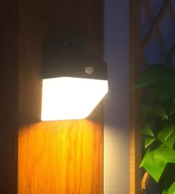 Illuminazione Per Esterno- Applique led da esterno vtac nero con sensore 4000k