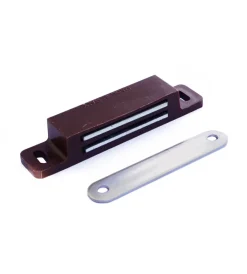 Outlet Chiusure magnetiche marroni da applicare forza 12 kg. 2 pz. Ferramenta Per Mobili E Infissi