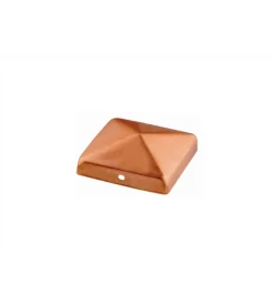 Ferramenta Per Esterno|Copertura per pali a piramide 70 x 70 mm.