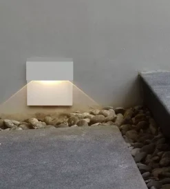 Illuminazione Per Esterno- Faretto led segnapasso a plafone da esterno quadrato vtac bianco 3000k