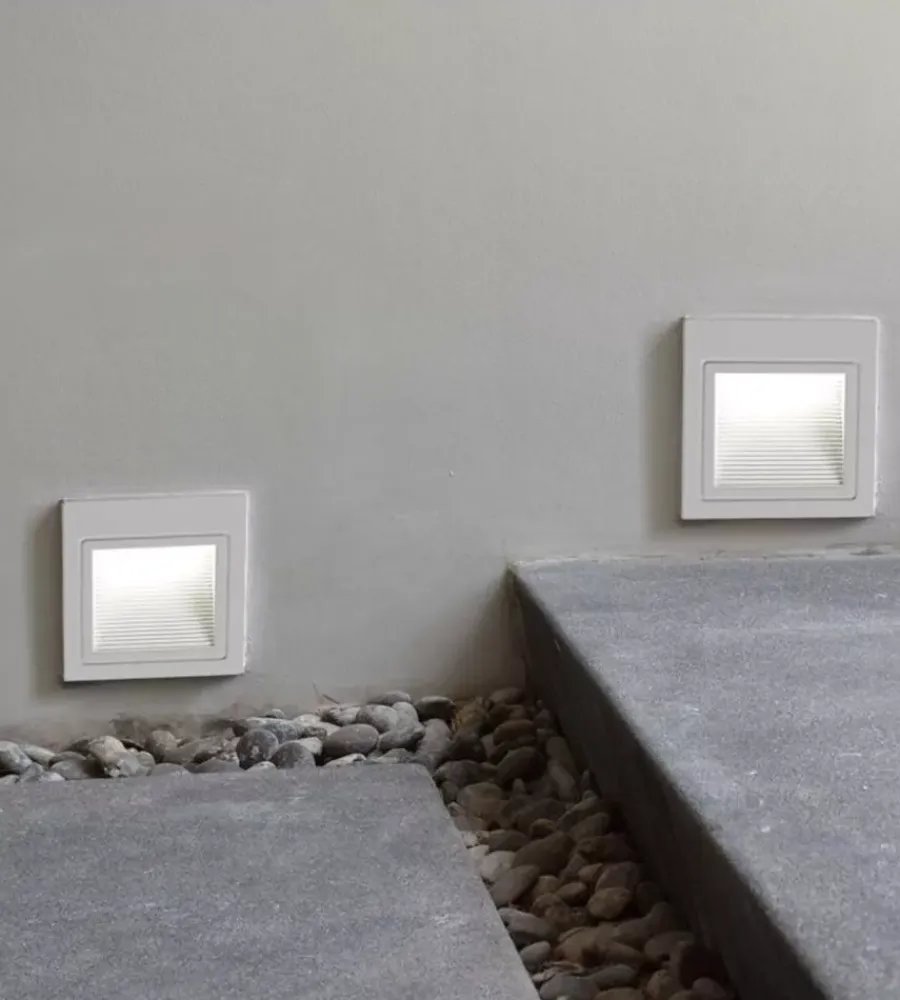 Faretto led segnapasso ad incasso da esterno quadrato vtac bianco 3000k Illuminazione Per Esterno