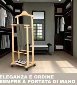 Online Indossatore per abiti con ruote 