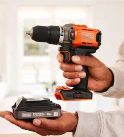 Black+Decker Trapani E Avvitatori|Kit valigetta trapano avvitatore a percussione a batteria 