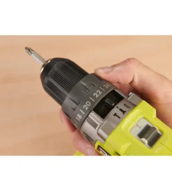 Ryobi Trapani E Avvitatori|Kit valigetta trapano avvitatore a percussione a batteria 