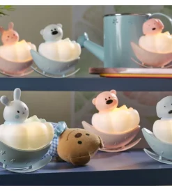 Illuminazione Per Interno-Onli Lampada da tavolo led "nuvolina" a forma di cagnolino celeste