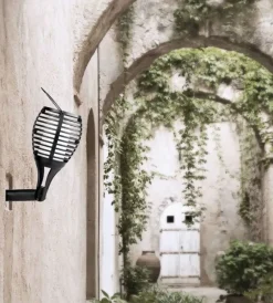 Illuminazione Per Esterno|Lampada led solare da esterno a forma di torcia  multi applicabile vtac nero 2200 k