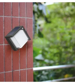 Illuminazione Per Esterno|Lampada solare led con sensore di movimento e crepuscolare - 3 modalita' di luce