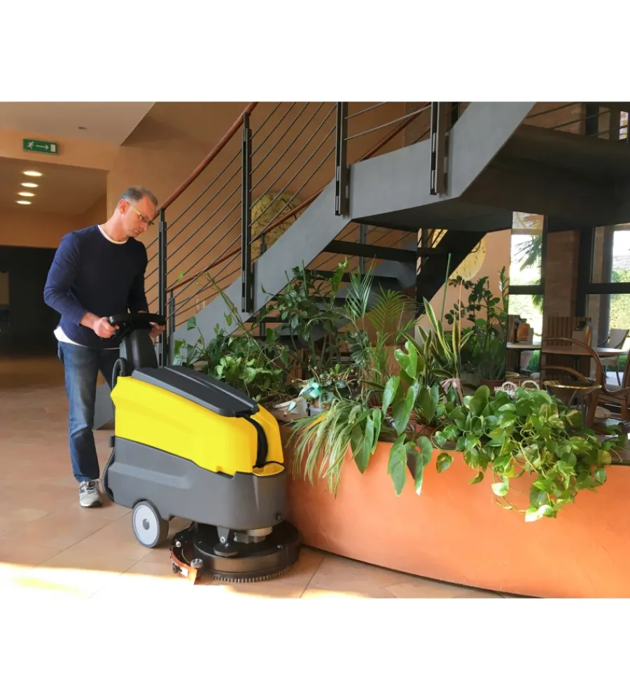 Online Lavasciuga pavimenti a batteria professionale - lavor - 450/540 mm 1600 mq/h 30/32 l 24 v Lavasciuga Pavimenti