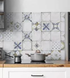 Decorazione Pareti- Paraschizzi adesivo da cucina fantasia "provence tiles", 300x60 cm