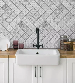 Decorazione Pareti- Paraschizzi adesivo da cucina fantasia "pewter tiles", 260x60 cm