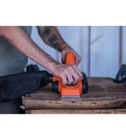 Pialletti-Black+Decker Pialla elettrica