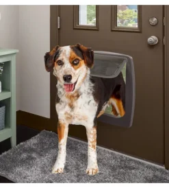 Ferplast Cucce E Accessori Relativi|Portina per cani di taglia media e grande "swing 15" con chiusura 4 vie e protezione aria in plastica marrone 41,2x9,6x48,2 cm