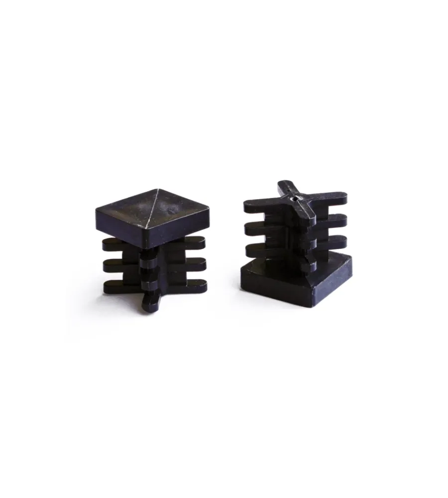 Accessori- Puntali interni alettati quadri neri 35 x 35 mm. 4 pz.