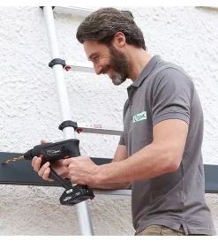Trabatelli E Scale Professionali-Ribimex Scala telescopica allungabile in alluminio da 9 gradini con altezza massima di 263 cm - .
