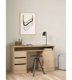 Scrivanie E Cassettiere|Scrivania con anta e 3 cassetti in truciolato colore quercia, 126x55x75,6 cm