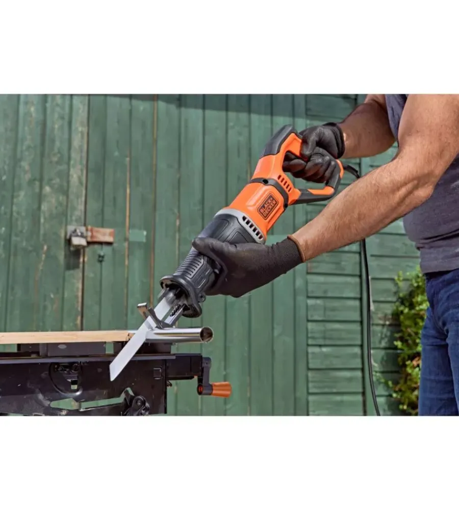 Black+Decker Seghetti Alternativi E Gattuccio|Sega a gattuccio elettrica "bes301-qs" lama 20mm 750w