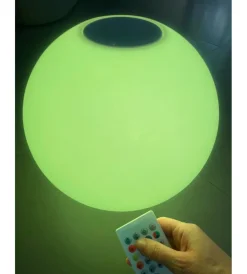 Sale Sfera lumonosa e speaker in bluetooth solare riviera in pe e abs ø30x26 cm Illuminazione Per Esterno